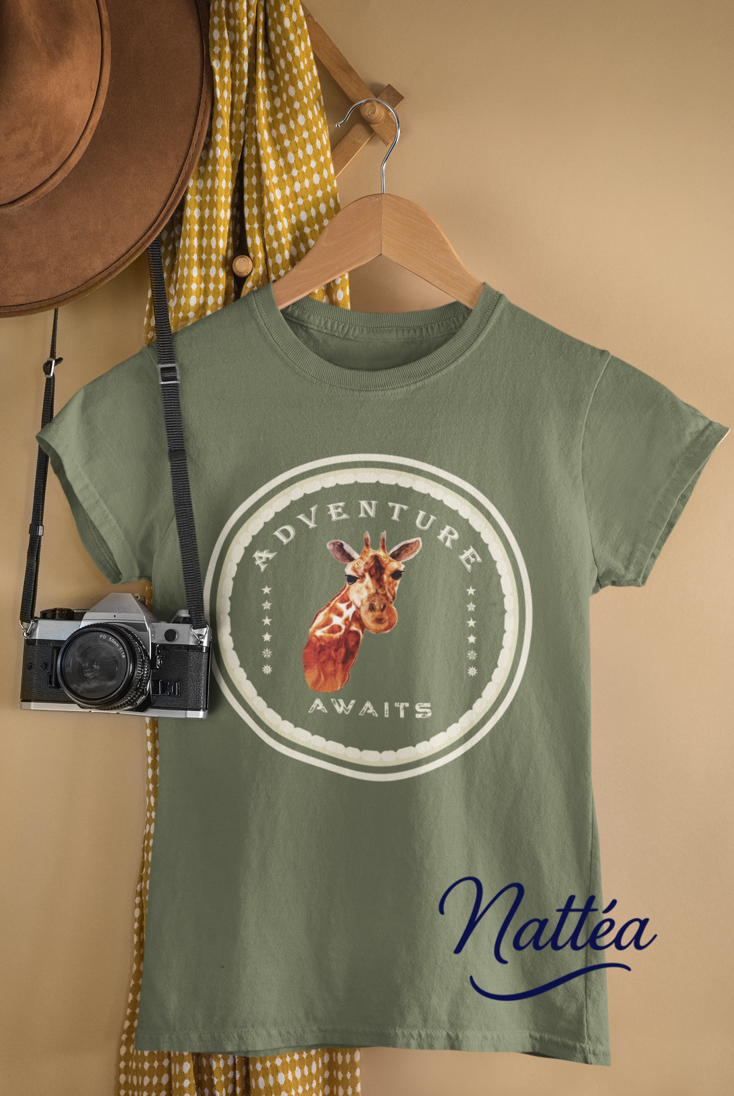 Watercolor Giraffe T-Shirt – Safari Vibes & Adventure Awaits Style
