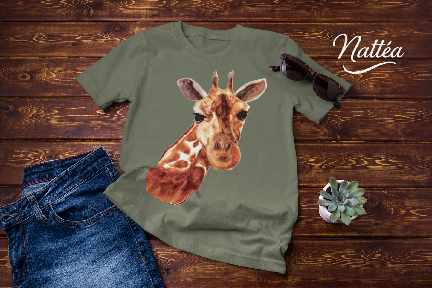 Safari Giraffe Art T-Shirt – Nature-Inspired Watercolor Wildlife Design