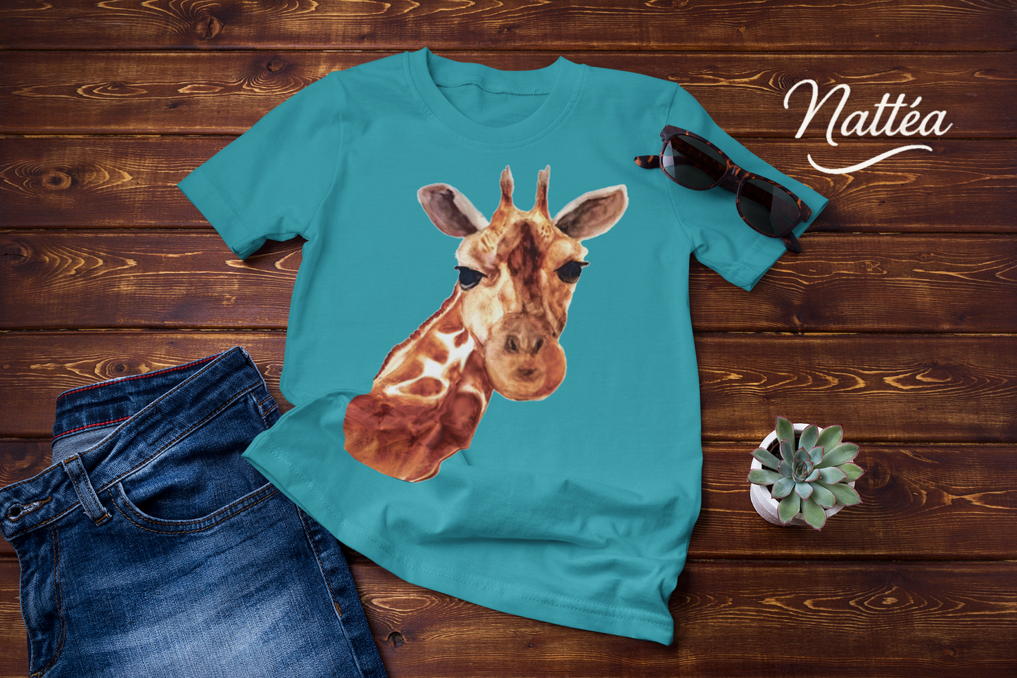 Safari Giraffe Art T-Shirt – Nature-Inspired Watercolor Wildlife Design