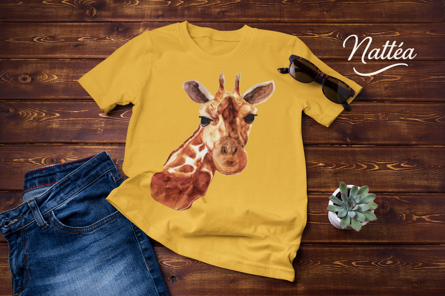 Safari Giraffe Art T-Shirt – Nature-Inspired Watercolor Wildlife Design