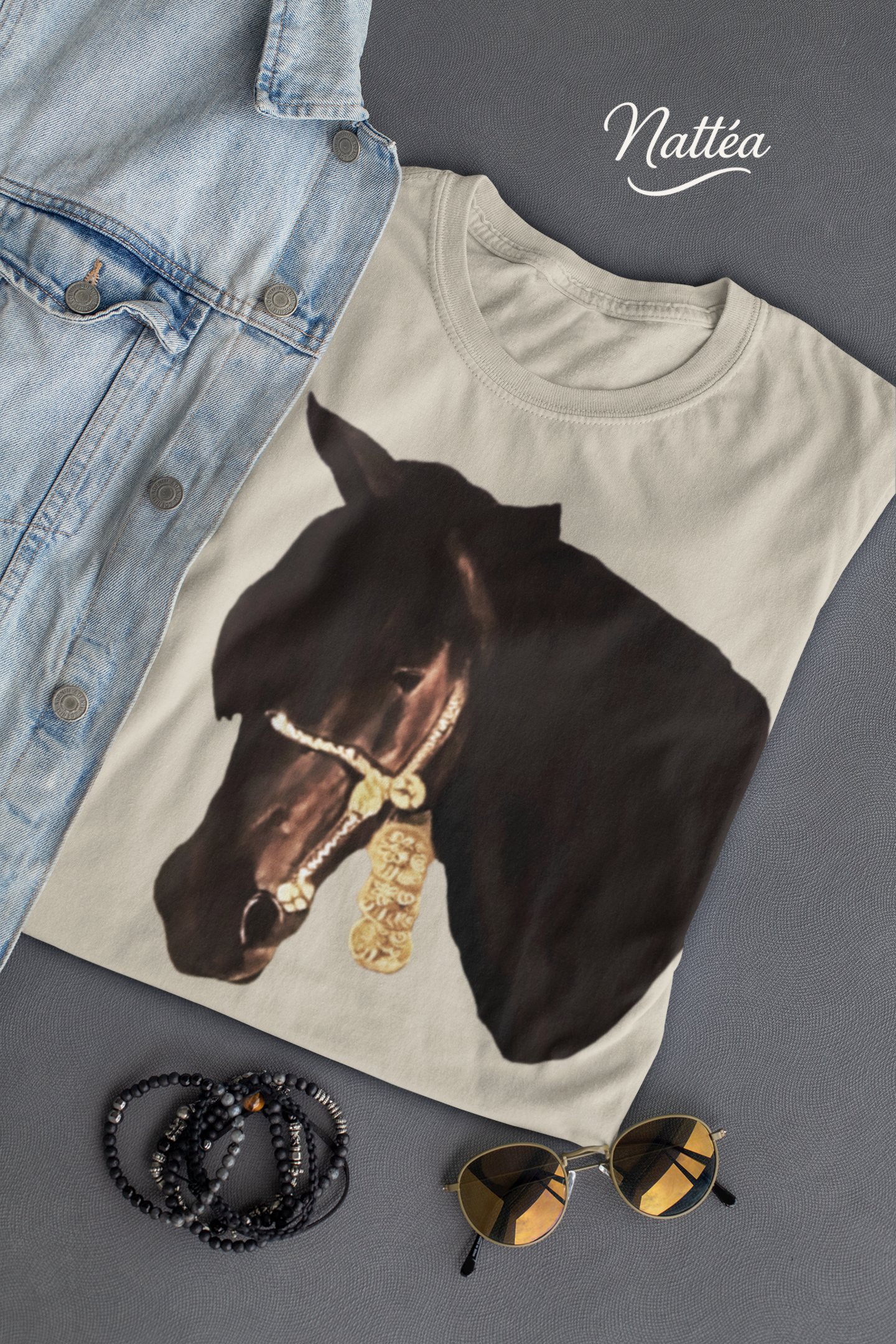 Artistic Horse Vintage Style T-Shirt – Elegant Equestrian Oil Painting Design