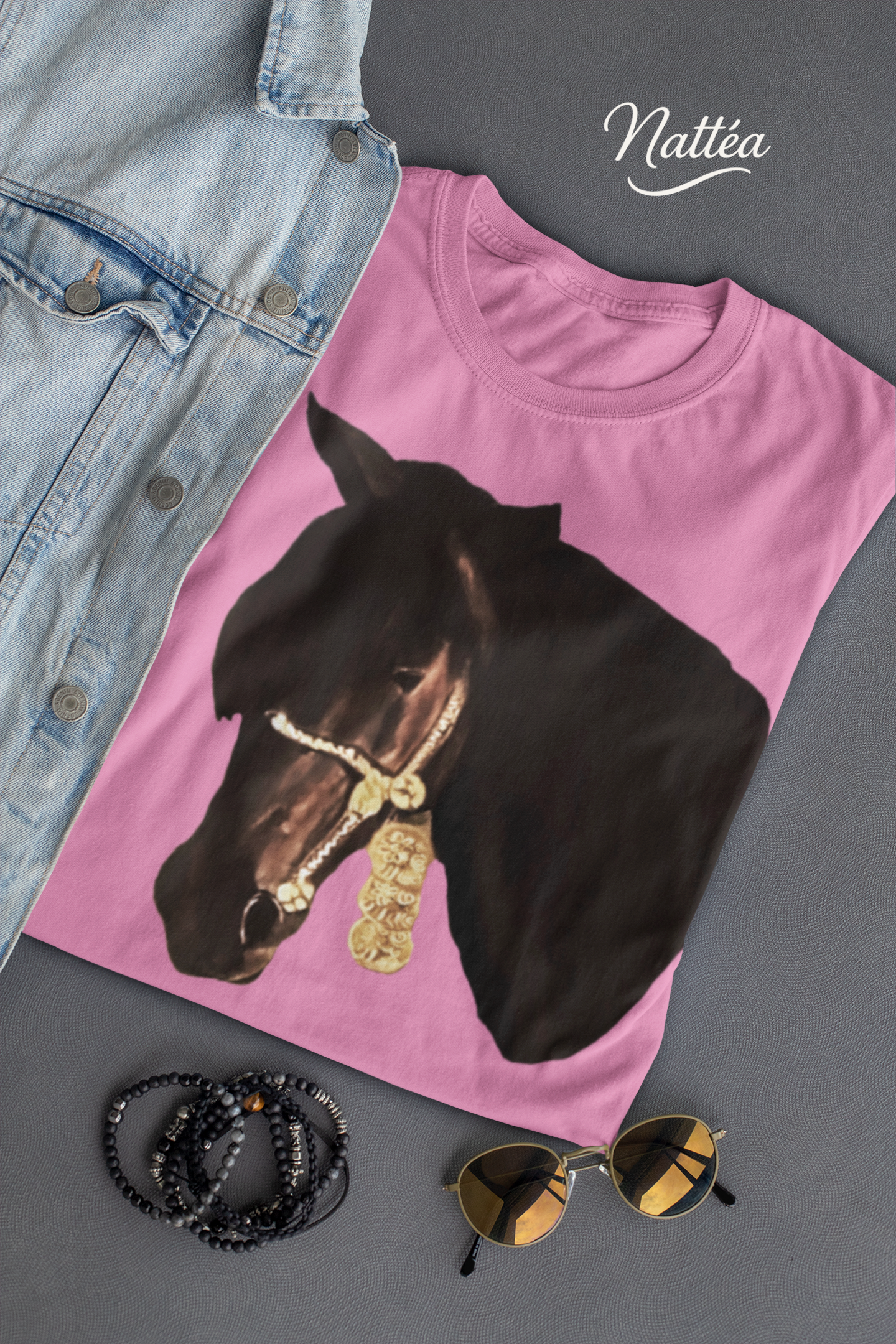 Artistic Horse Vintage Style T-Shirt – Elegant Equestrian Oil Painting Design