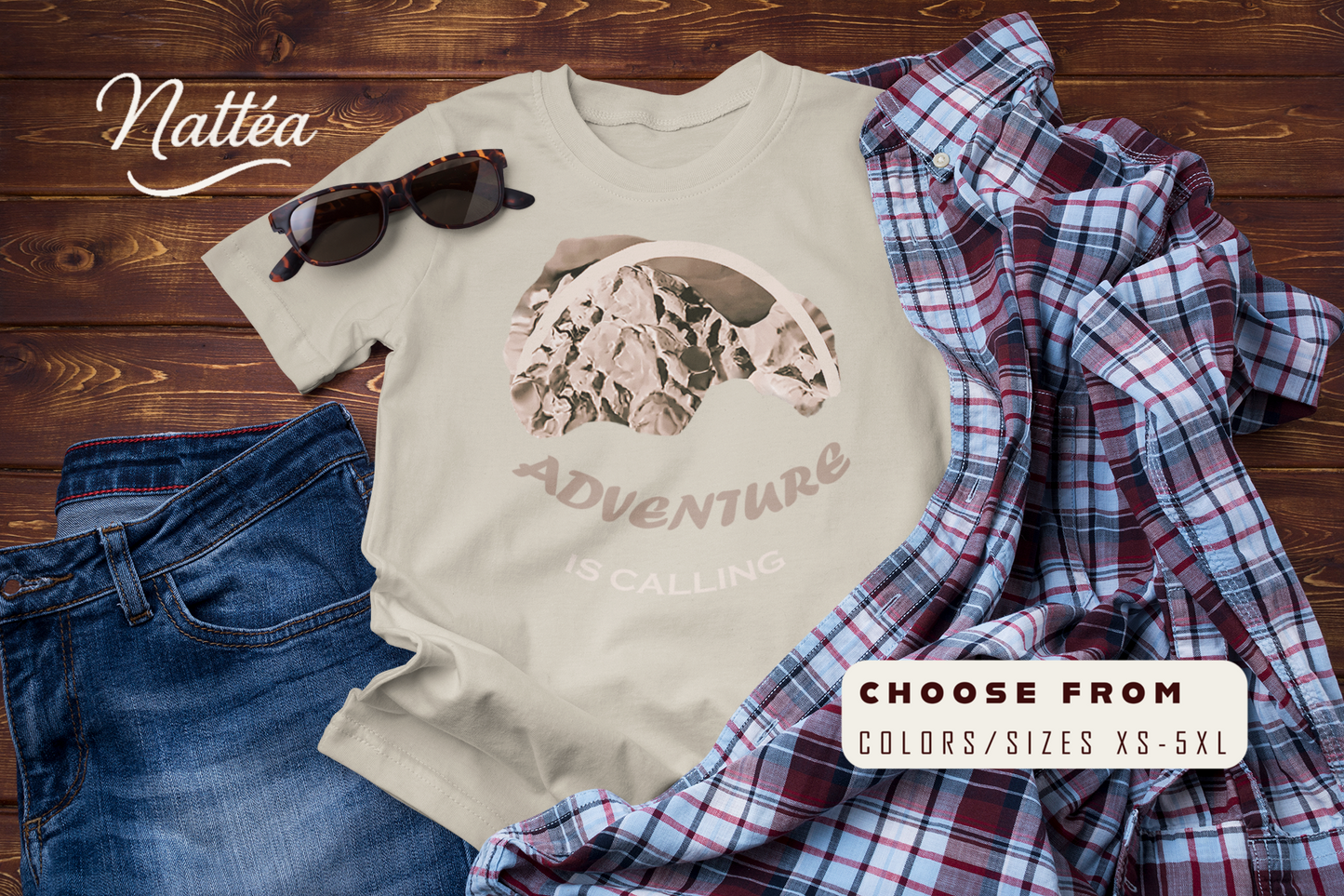 Adventure is calling - Mountains vintage style T-Shirt