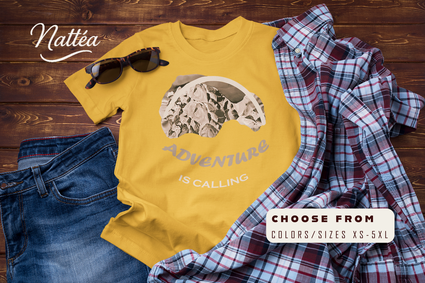Adventure is calling - Mountains vintage style T-Shirt