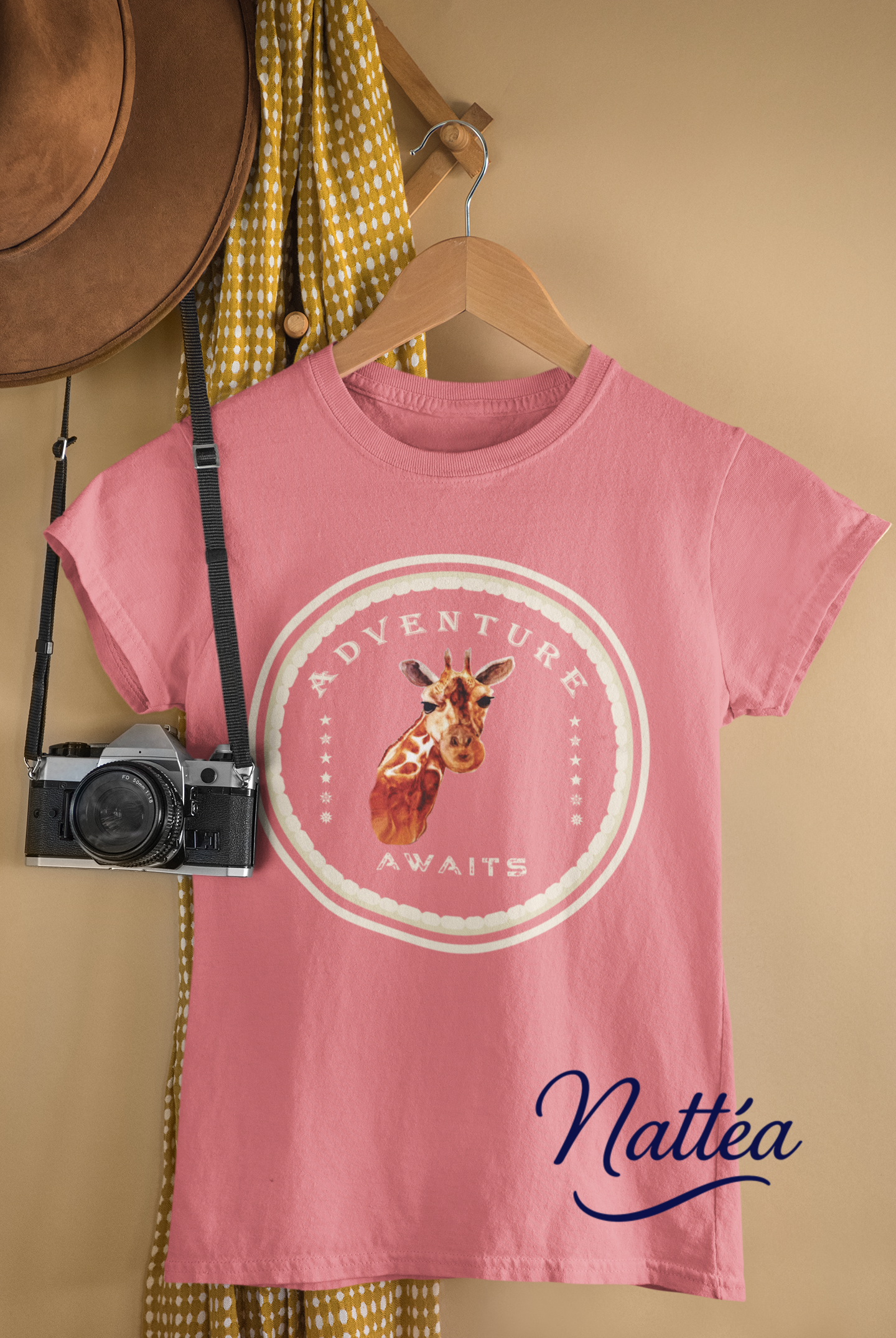 Watercolor Giraffe T-Shirt – Safari Vibes & Adventure Awaits Style