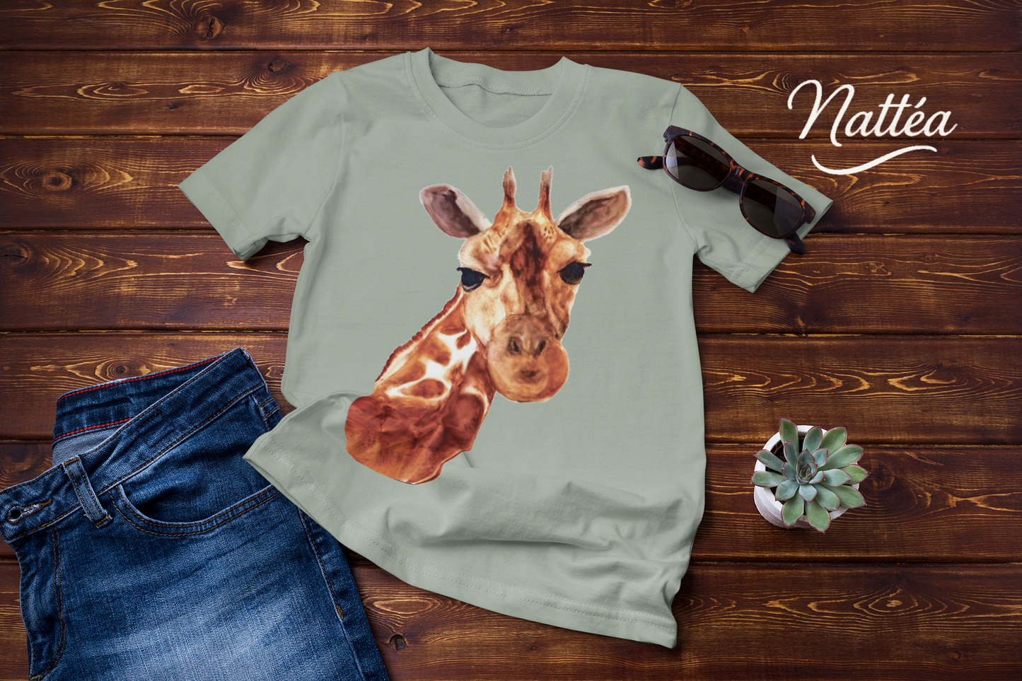 Safari Giraffe Art T-Shirt – Nature-Inspired Watercolor Wildlife Design