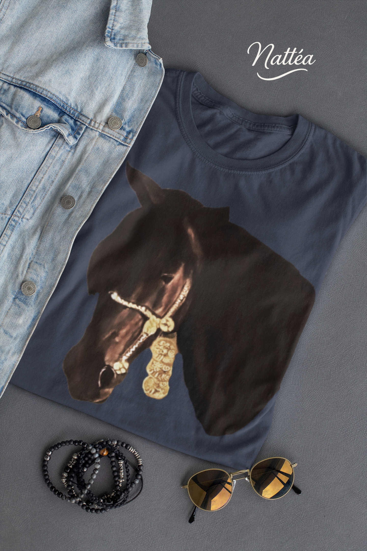 Artistic Horse Vintage Style T-Shirt – Elegant Equestrian Oil Painting Design