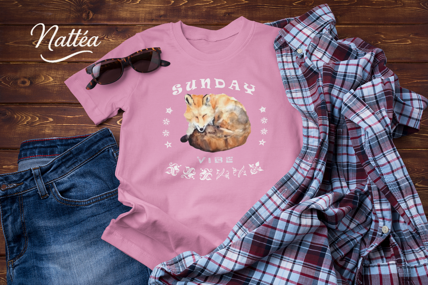 Sunday Vibe Fox T-Shirt – Watercolor Animal Art for Relaxed Style