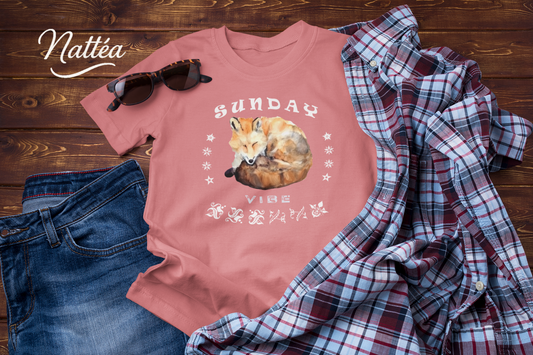 Sunday Vibe Fox T-Shirt – Watercolor Animal Art for Relaxed Style
