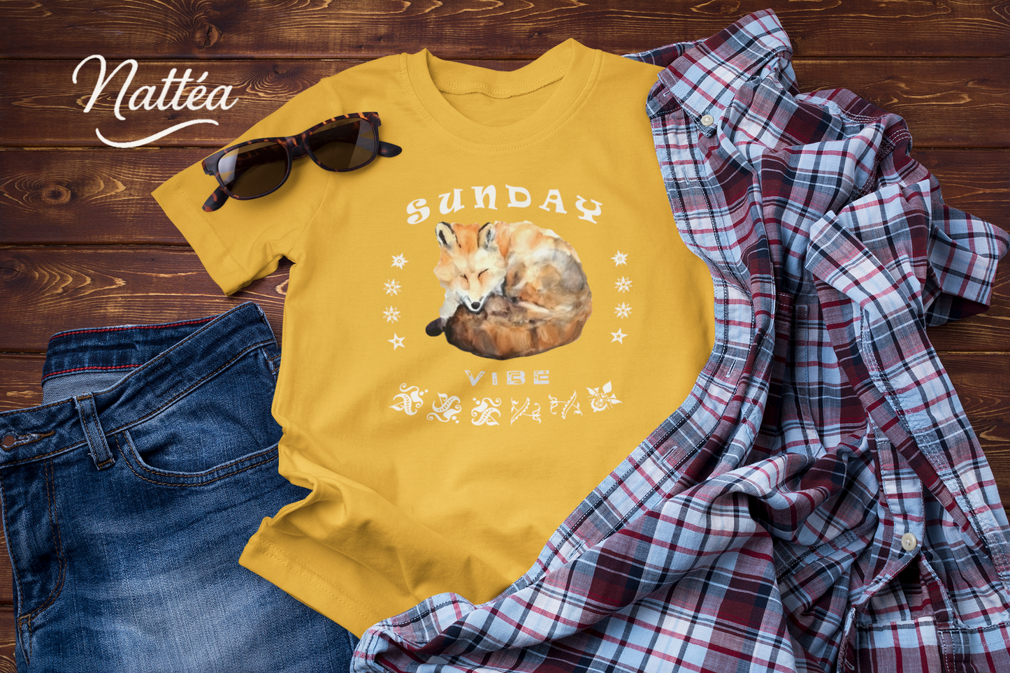 Sunday Vibe Fox T-Shirt – Watercolor Animal Art for Relaxed Style