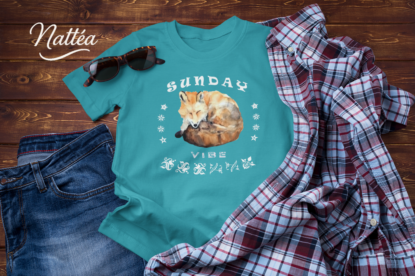 Sunday Vibe Fox T-Shirt – Watercolor Animal Art for Relaxed Style