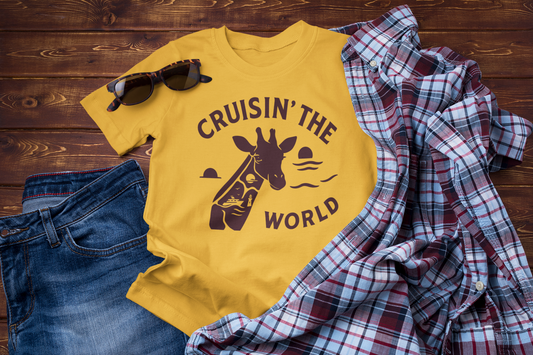 Cruisin’ the World T-Shirt – Giraffe Travel Adventure Graphic Tee