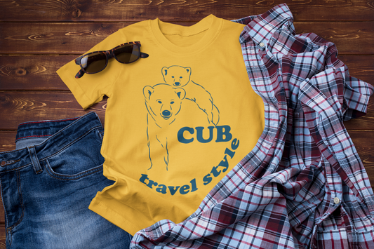 Polar Bear Cub Travel T-Shirt – Cute Wildlife Adventure Graphic Tee