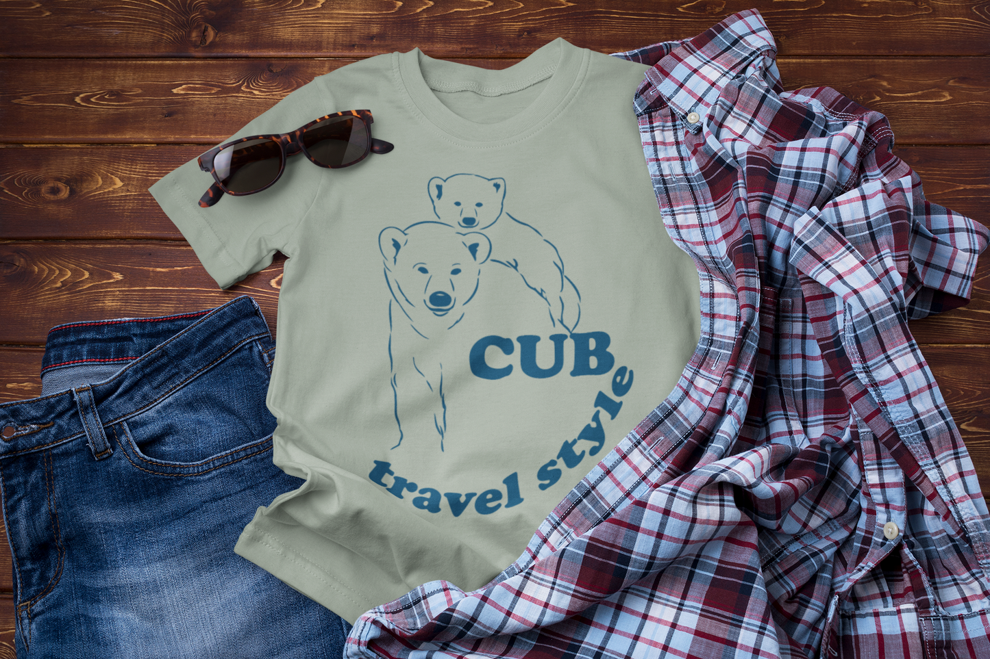 Polar Bear Cub Travel T-Shirt – Cute Wildlife Adventure Graphic Tee